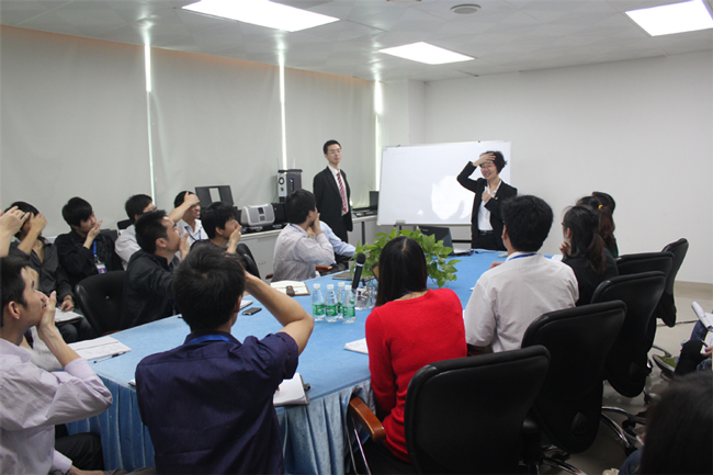 盛天龙职业化培训